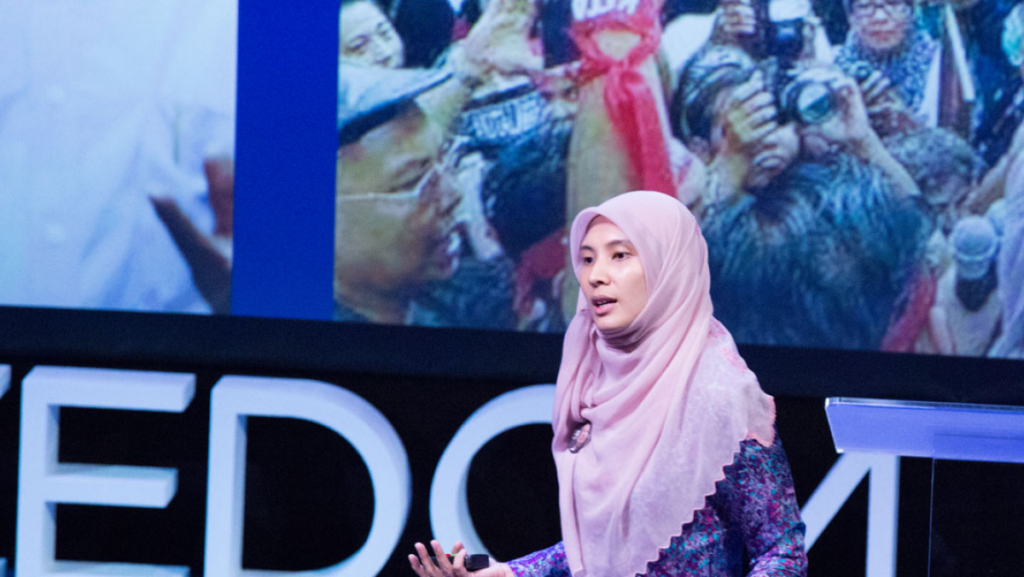 Nurul Izzah Anwar - Malaysia's Most Wanted