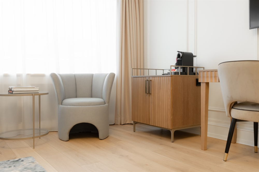 The Grand Hotel - Grand Petite